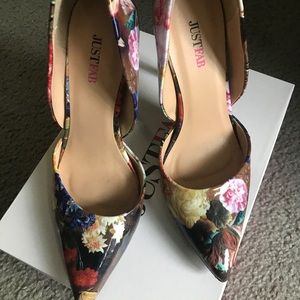 SOLD: JustFab Floral Pumps